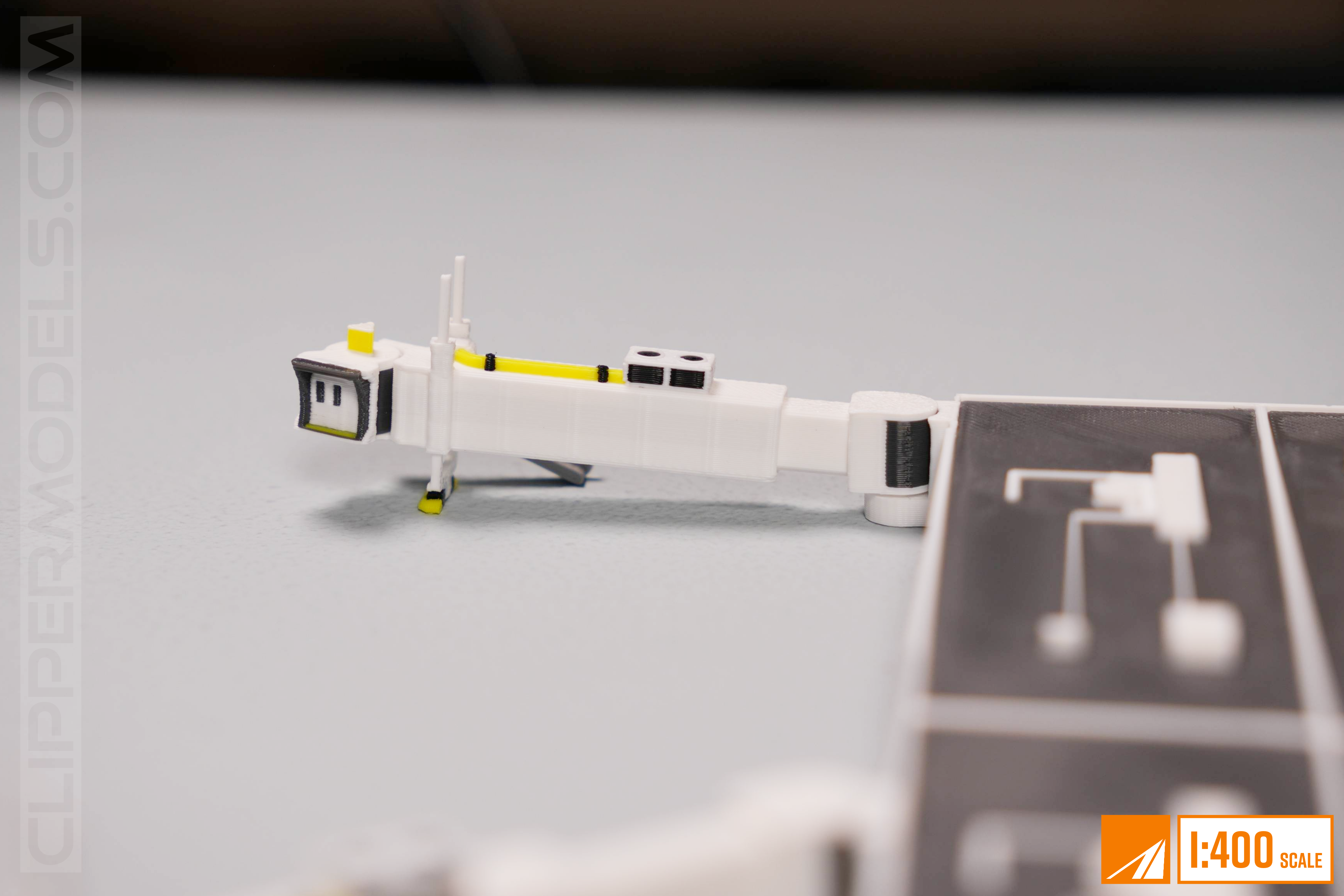 1:400 Aircraft Jetbridge (Regional)