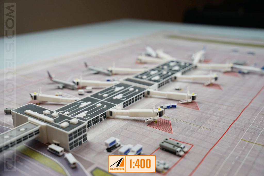 1:400 Regional Airport Concourse/ Terminal