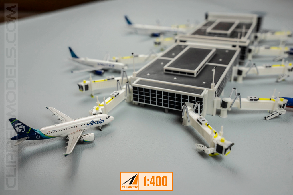1:400 Model Airport Terminal/ Concourse V2
