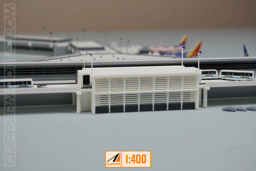1:400 Automatic People Mover Train | Model Airport Add-on
