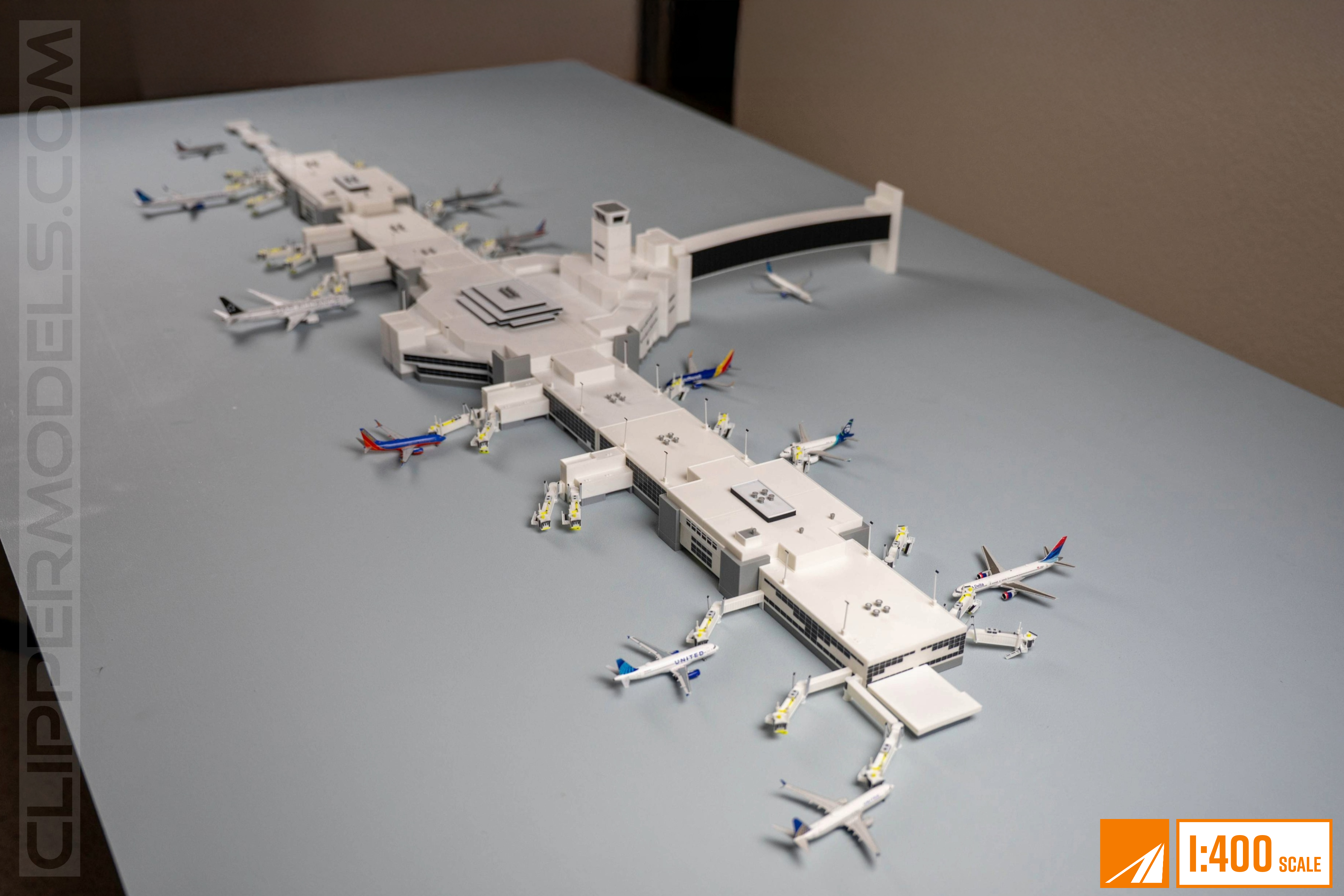 Denver International Airport | A-Gates | 1:400 Scale