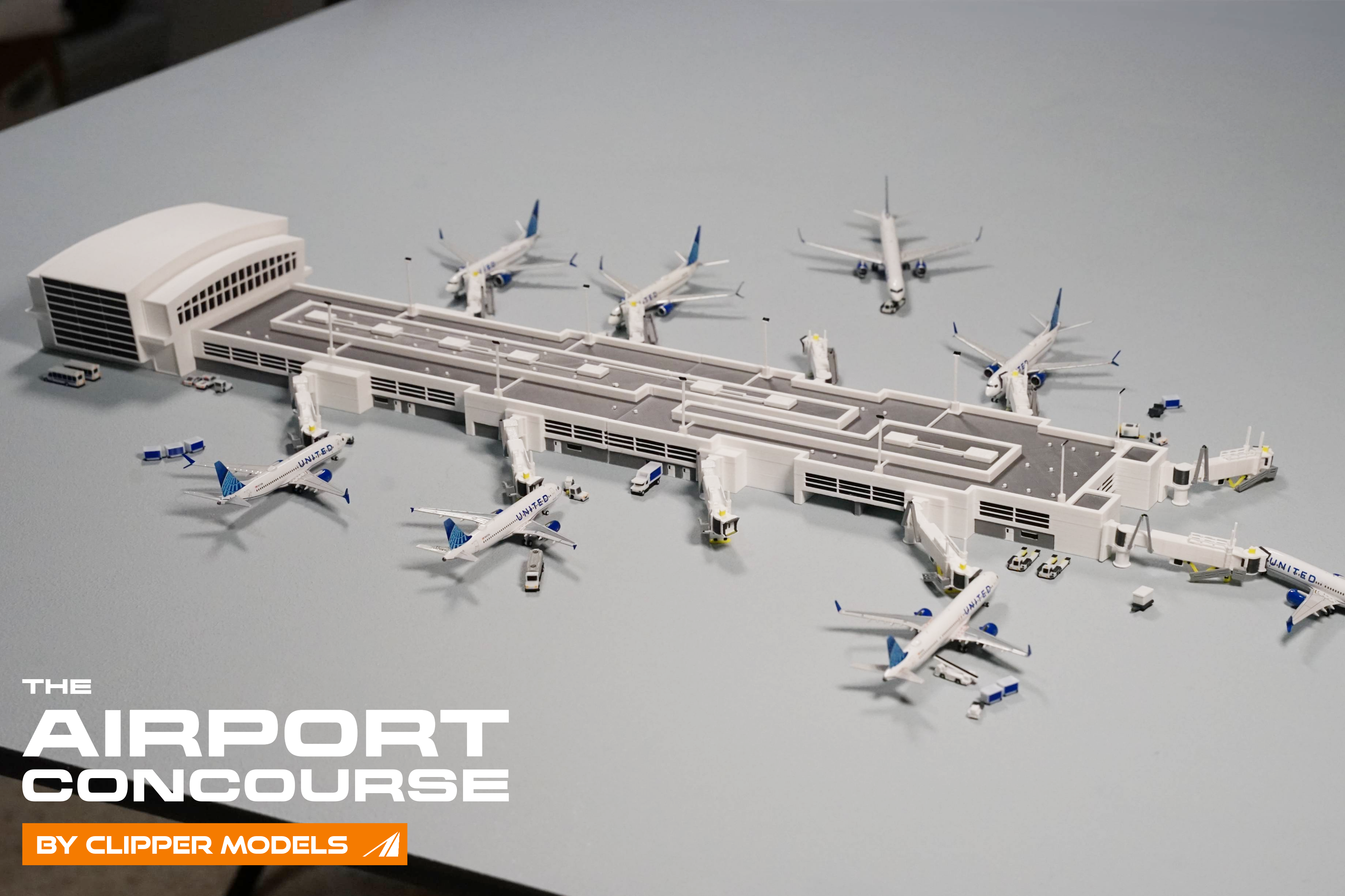 The Airport Concourse (1:400 Model Airport Terminal/ Concourse)
